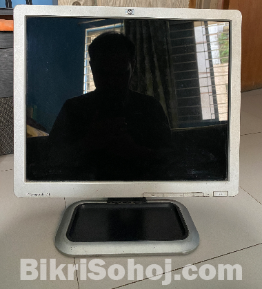 HP monitor 17 inch